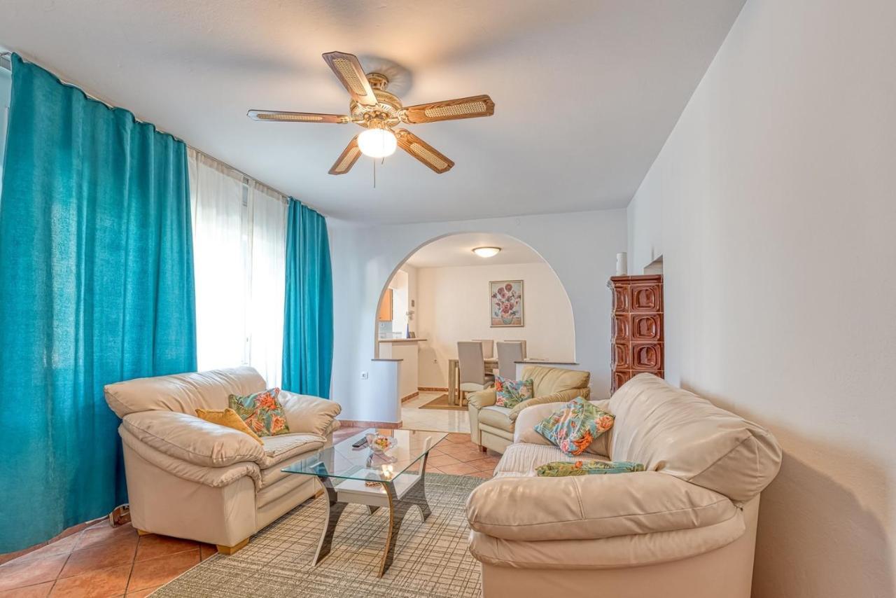 Apartment Gaby With Balcony Пореч Екстериор снимка